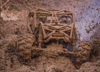 Ile pali Jeep Cherokee 28 CRD? Ile pali Jeep Cherokee 28 CRD?