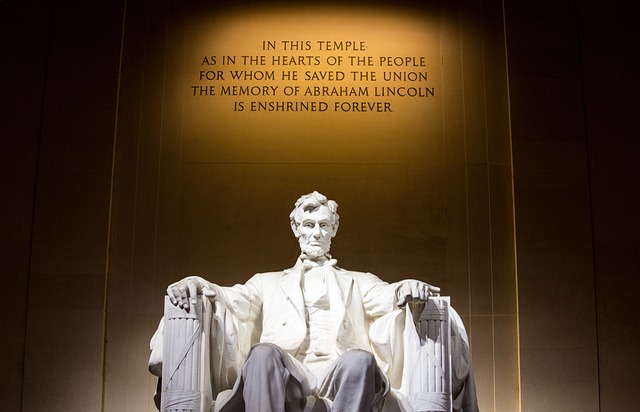 Co zrobil Lincoln?